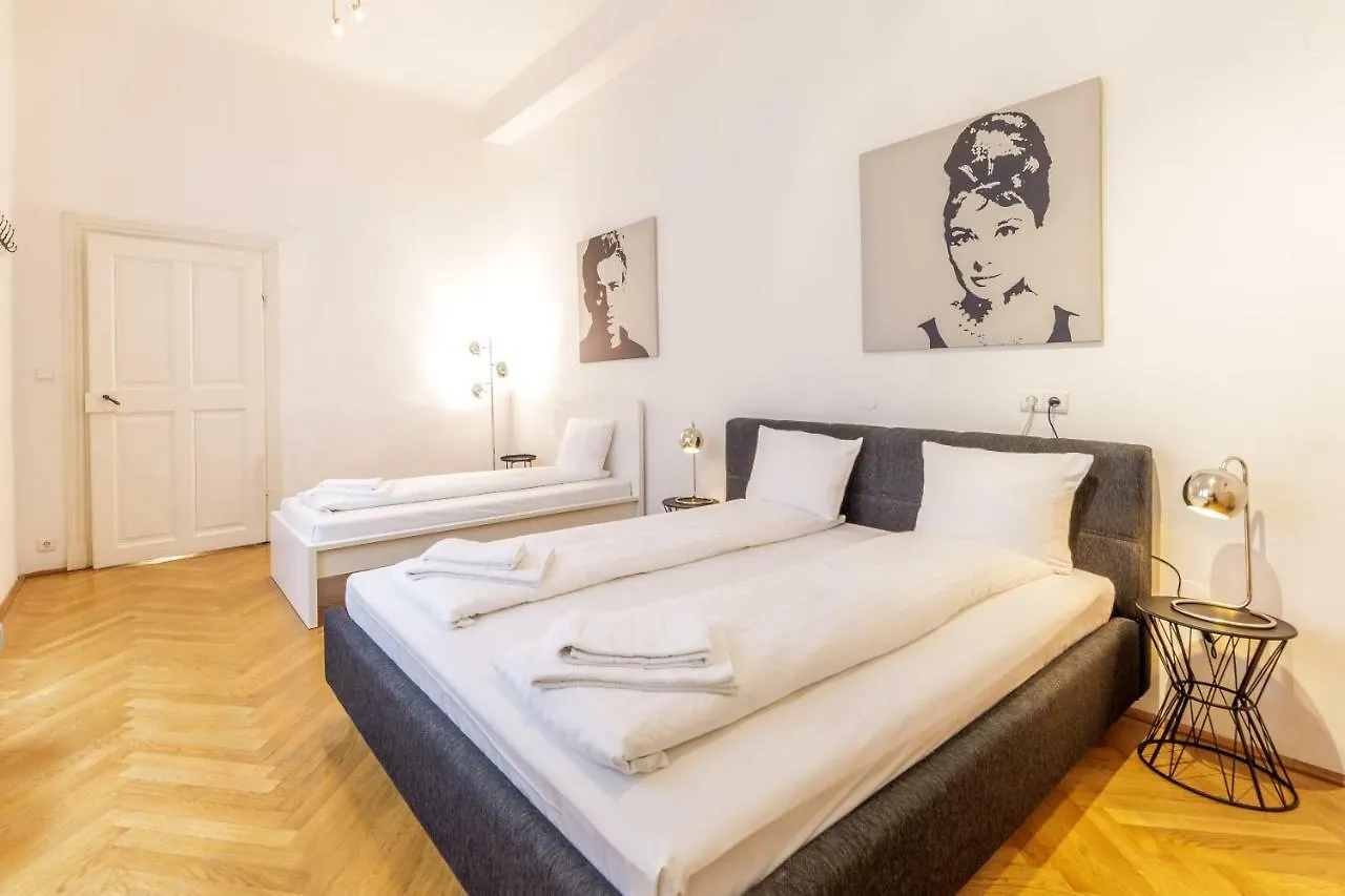 فيينا Krugerstrasse Apartment Opera 0*,