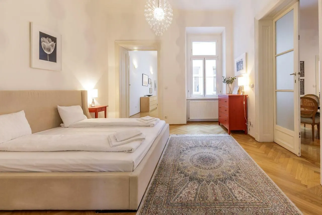 Krugerstrasse Apartment Opera Vienna