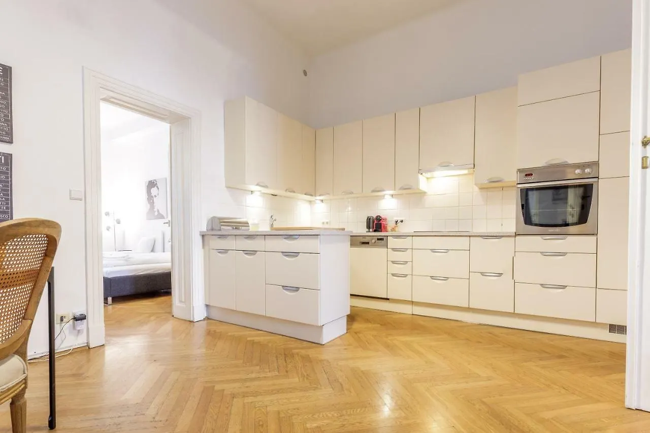 Krugerstrasse Apartment Opera Vienna